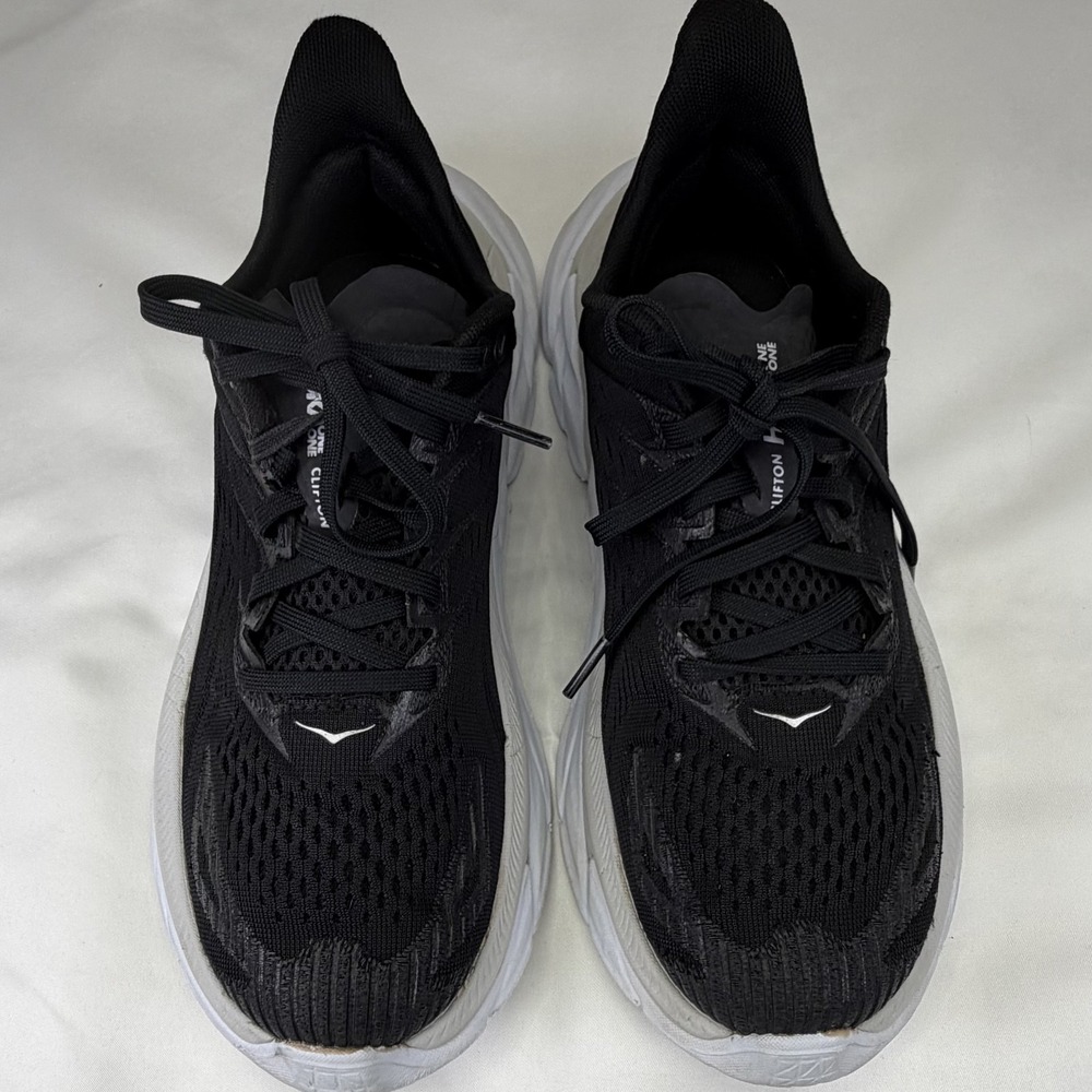 Hoka One One Clifton Edge Women's Size 7 1110511 BWHT Black White Running Shoes - Picture 3 of 6